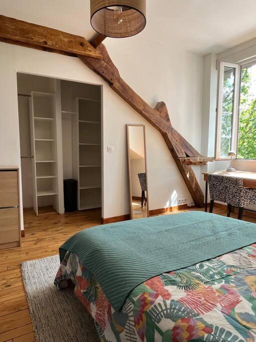 Duplex De Charme En Centre Ville Avec Terrasse Брив ла Гайард Екстериор снимка